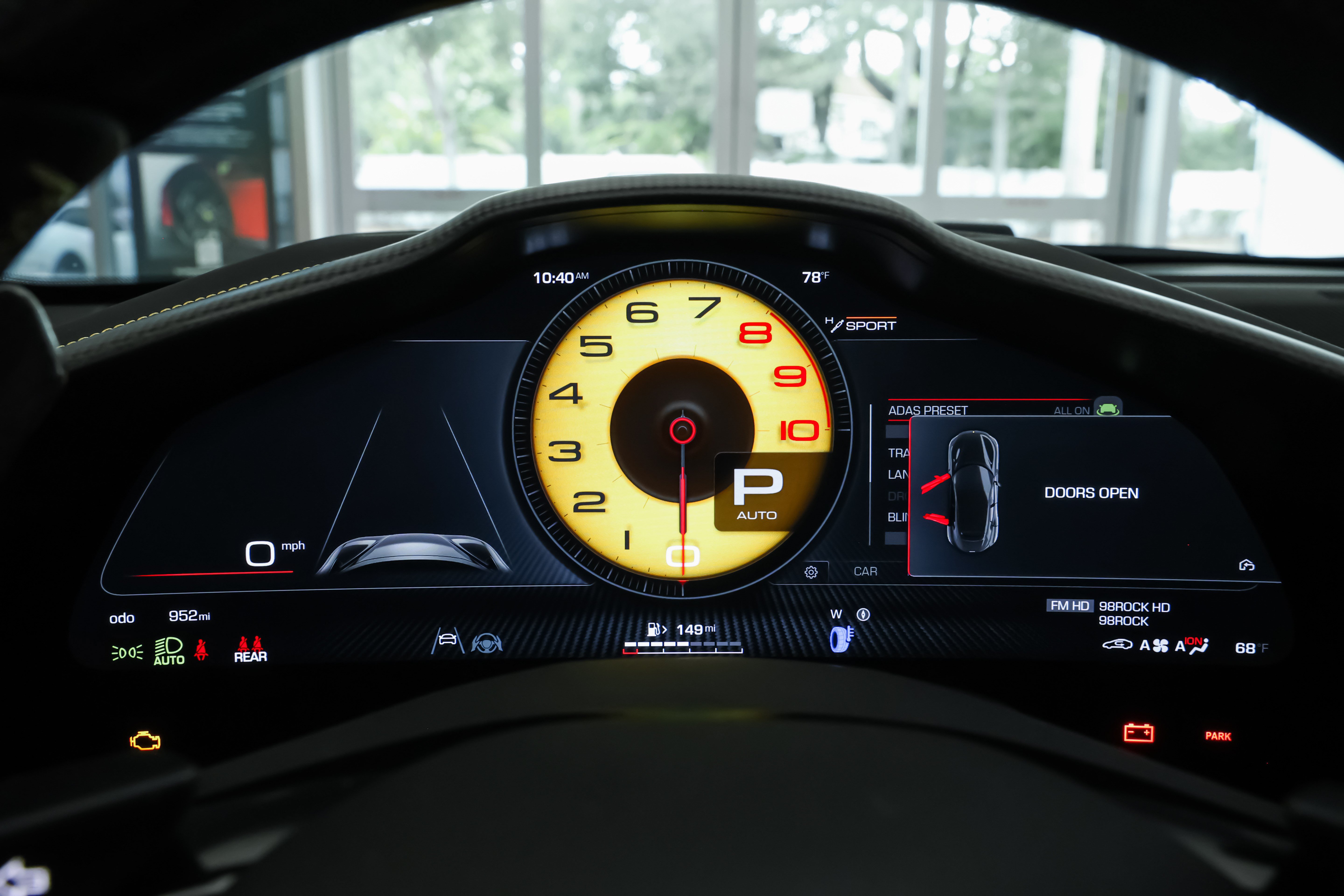 Used 2025 Ferrari Purosangue AWD/4WD image 18