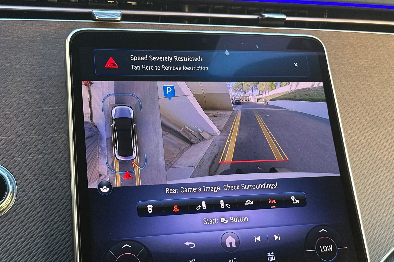 Certified 2023 Mercedes-Benz EQE 350+ 4MATIC Sedan w/ Exclusive Trim Package image 18