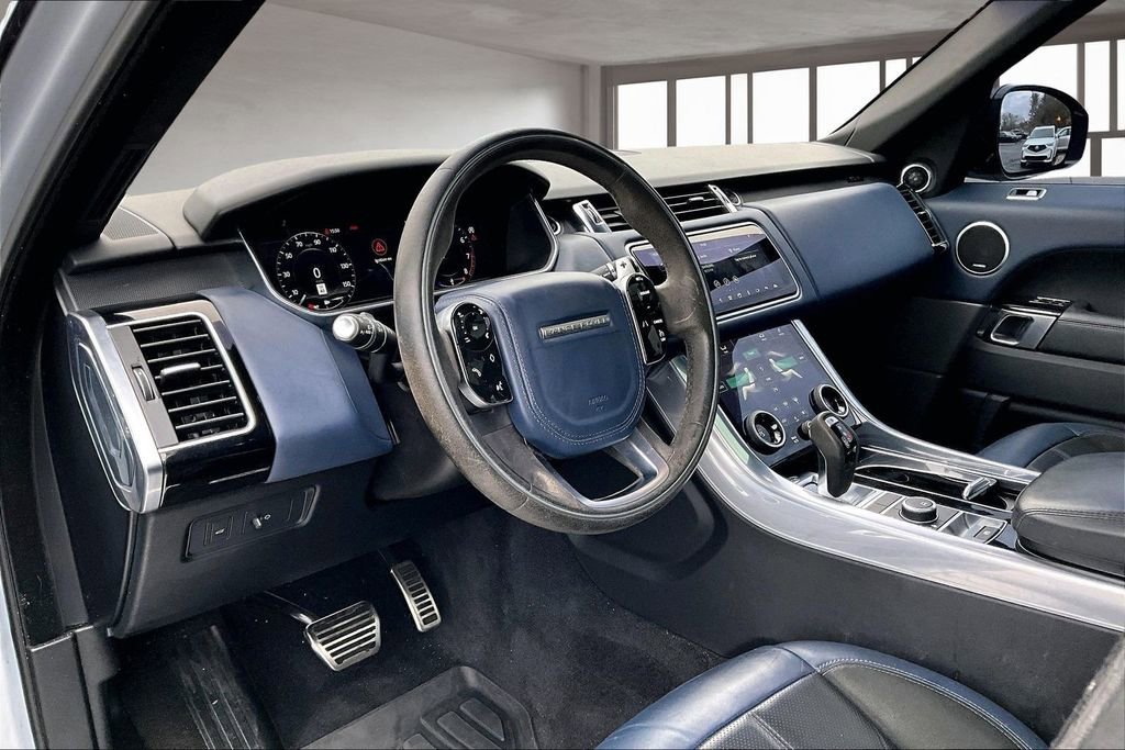 Used 2020 Land Rover Range Rover Sport HST image 14