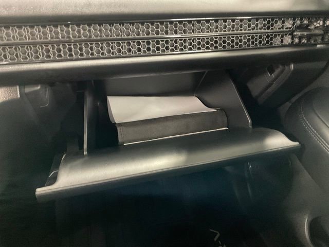 Certified 2025 Honda HR-V LX image 31