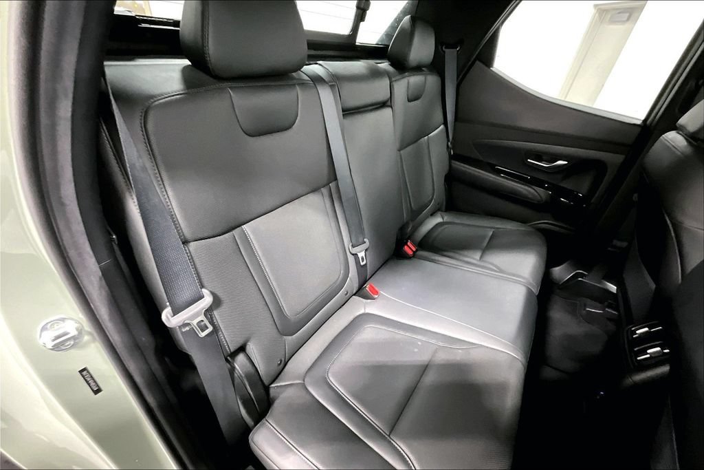 Certified 2023 Hyundai Santa Cruz Limited AWD/4WD image 33
