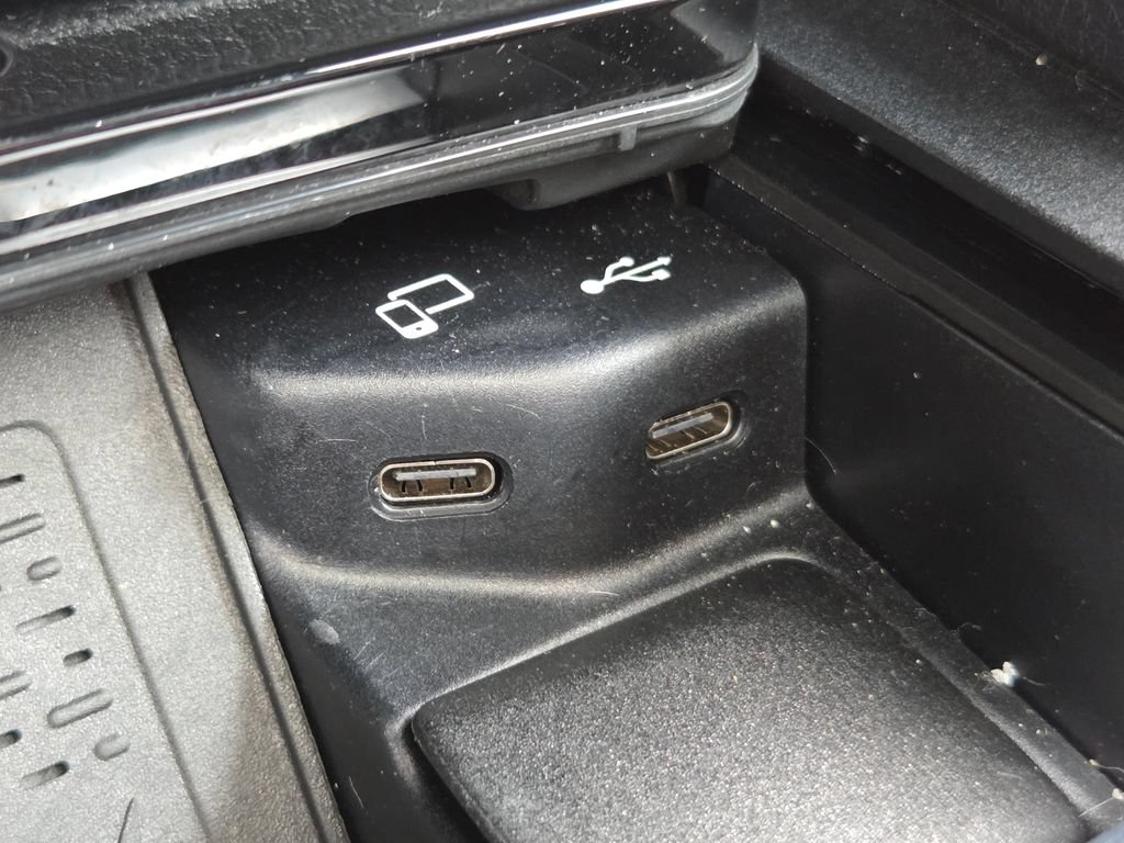 Used 2021 Mercedes-Benz GLE 350 4MATIC image 6