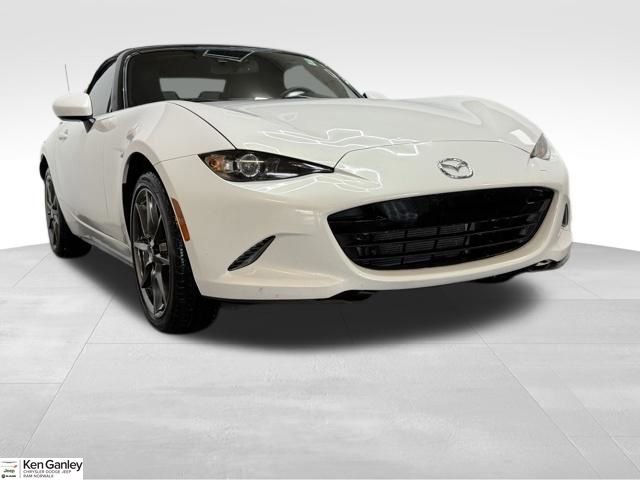 Used 2016 MAZDA MX-5 Miata Grand Touring image 1