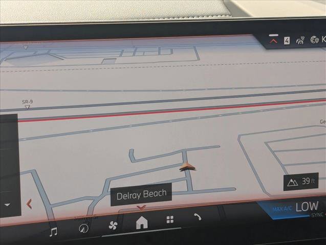 Used 2026 BMW X5 sDrive40i w/ Climate Comfort Package image 13