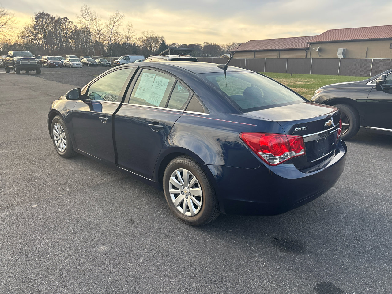 Used 2011 Chevrolet Cruze LS FWD image 4