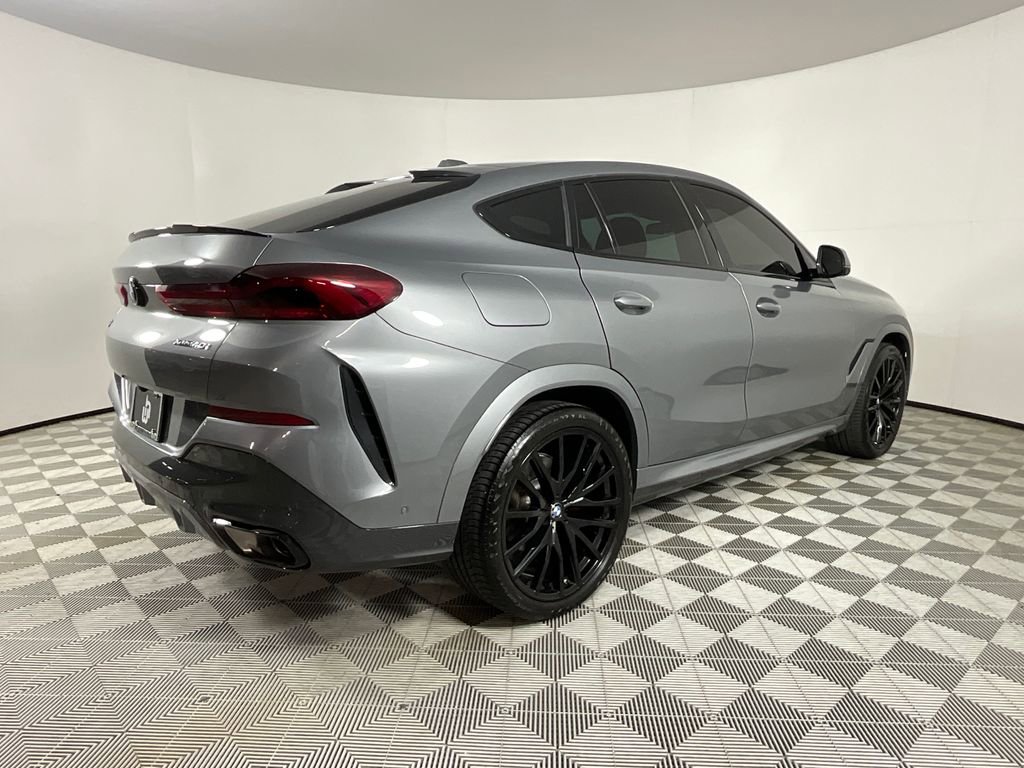 Used 2024 BMW X6 xDrive40i w/ M Sport Professional Package image 4
