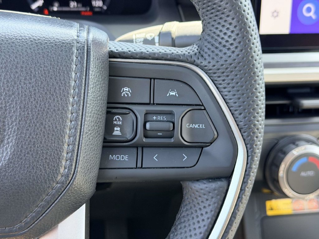 Certified 2026 Toyota Tacoma TRD Off-Road w/ TRD Off Road Upgrade Package AWD/4WD image 7