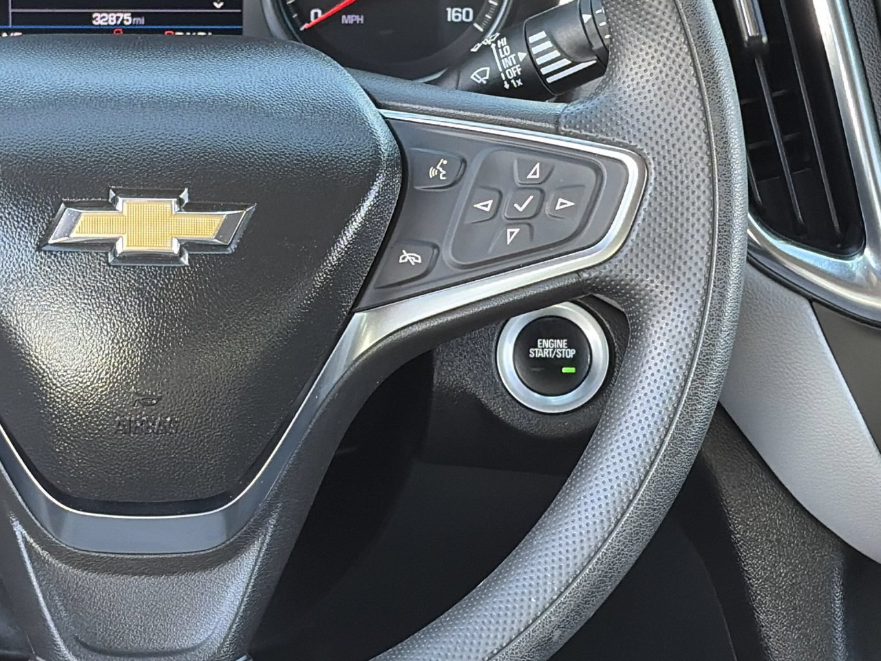 Used 2024 Chevrolet Equinox LS w/ LS Convenience Package FWD image 23