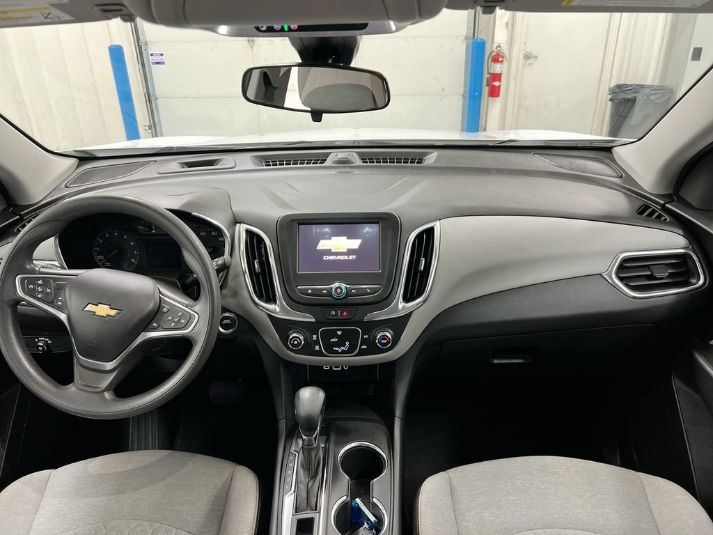 Used 2023 Chevrolet Equinox LS AWD/4WD image 10