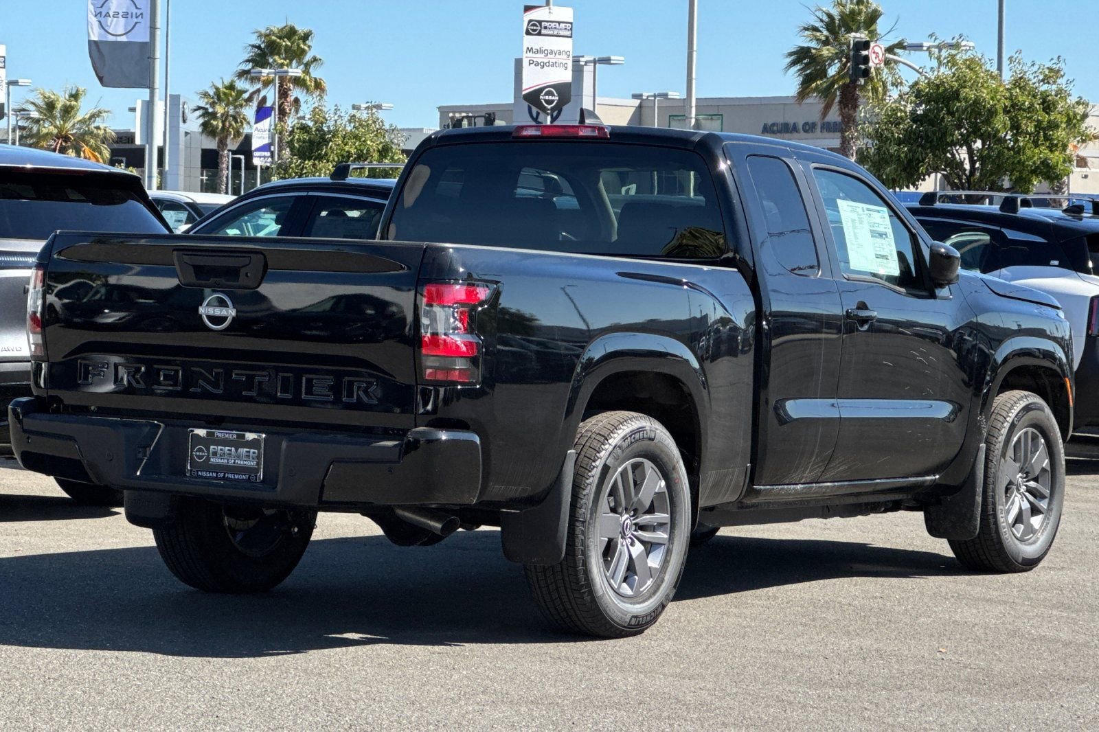 New 2025 Nissan Frontier SV RWD image 4