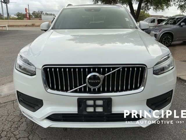 Used 2020 Volvo XC90 T5 Momentum w/ Protection Package Premier FWD image 3