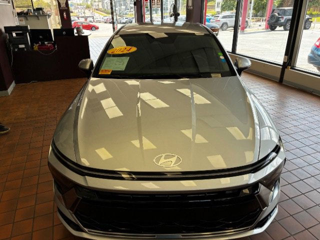 Used 2024 Hyundai Sonata SEL FWD image 6