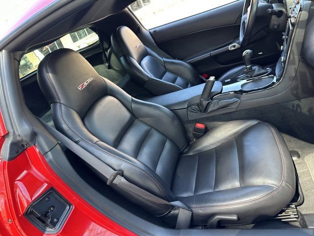 Used 2009 Chevrolet Corvette Z06 w/ Preferred Equipment Group image 26