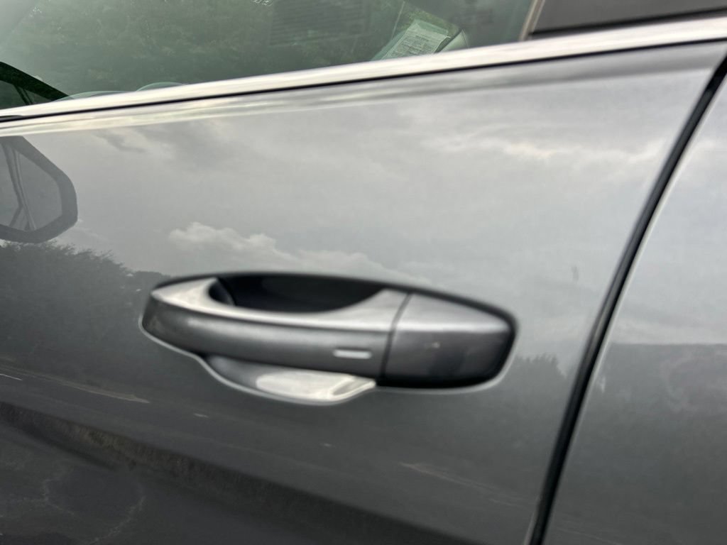 Used 2019 Volkswagen Atlas SEL FWD image 36