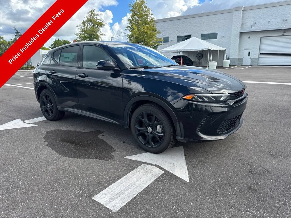 Used 2024 Dodge Hornet R/T w/ R/T Blacktop Package AWD/4WD image 3