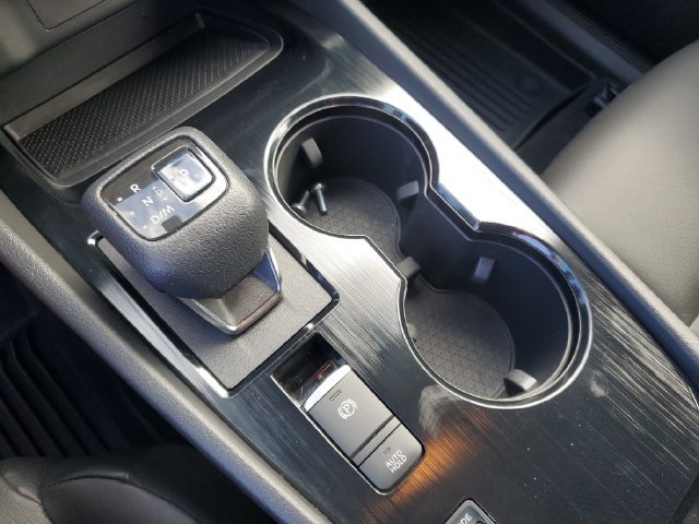Used 2021 Nissan Rogue SV w/ Premium Package FWD image 23