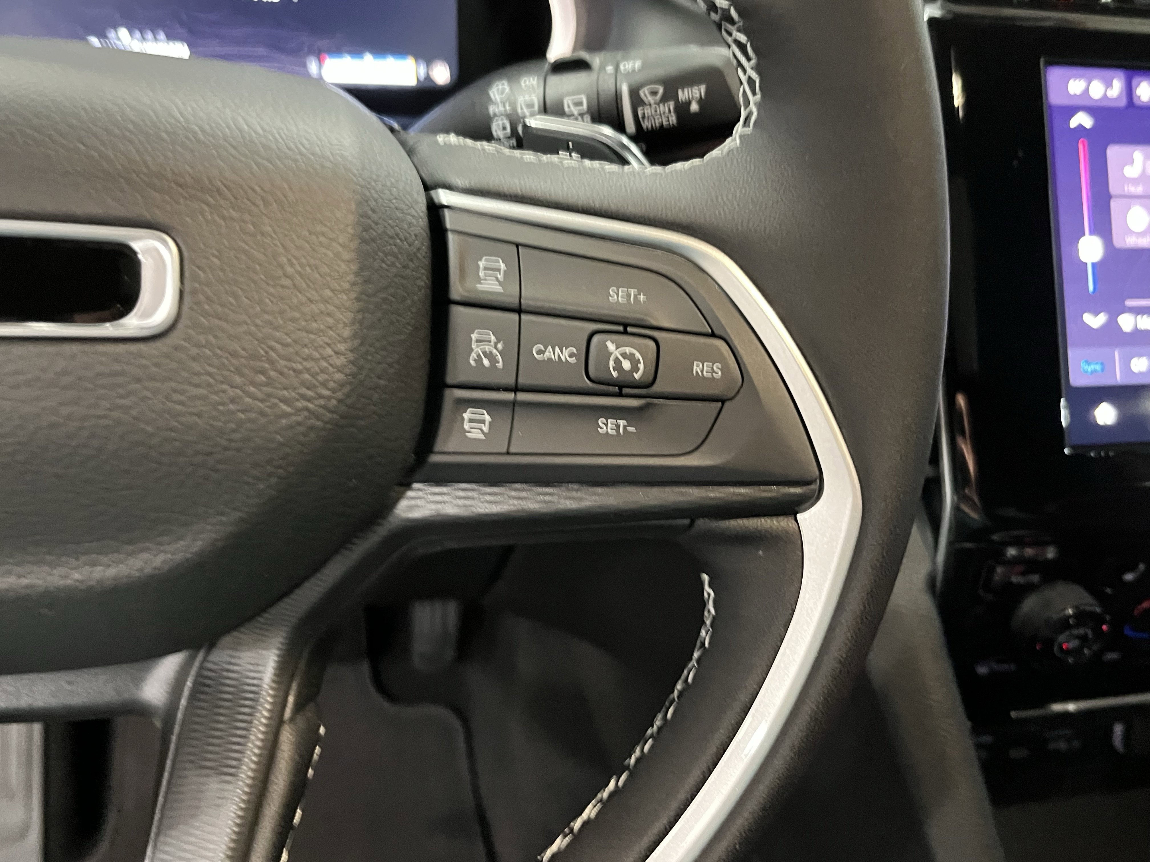 Certified 2025 Jeep Grand Cherokee Laredo X w/ Luxury Tech Group I image 22