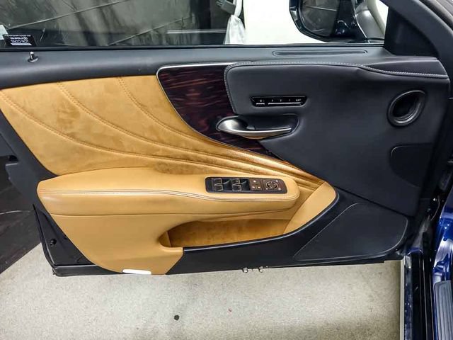 Used 2022 Lexus LS 500 AWD w/ Interior Upgrade Package image 22