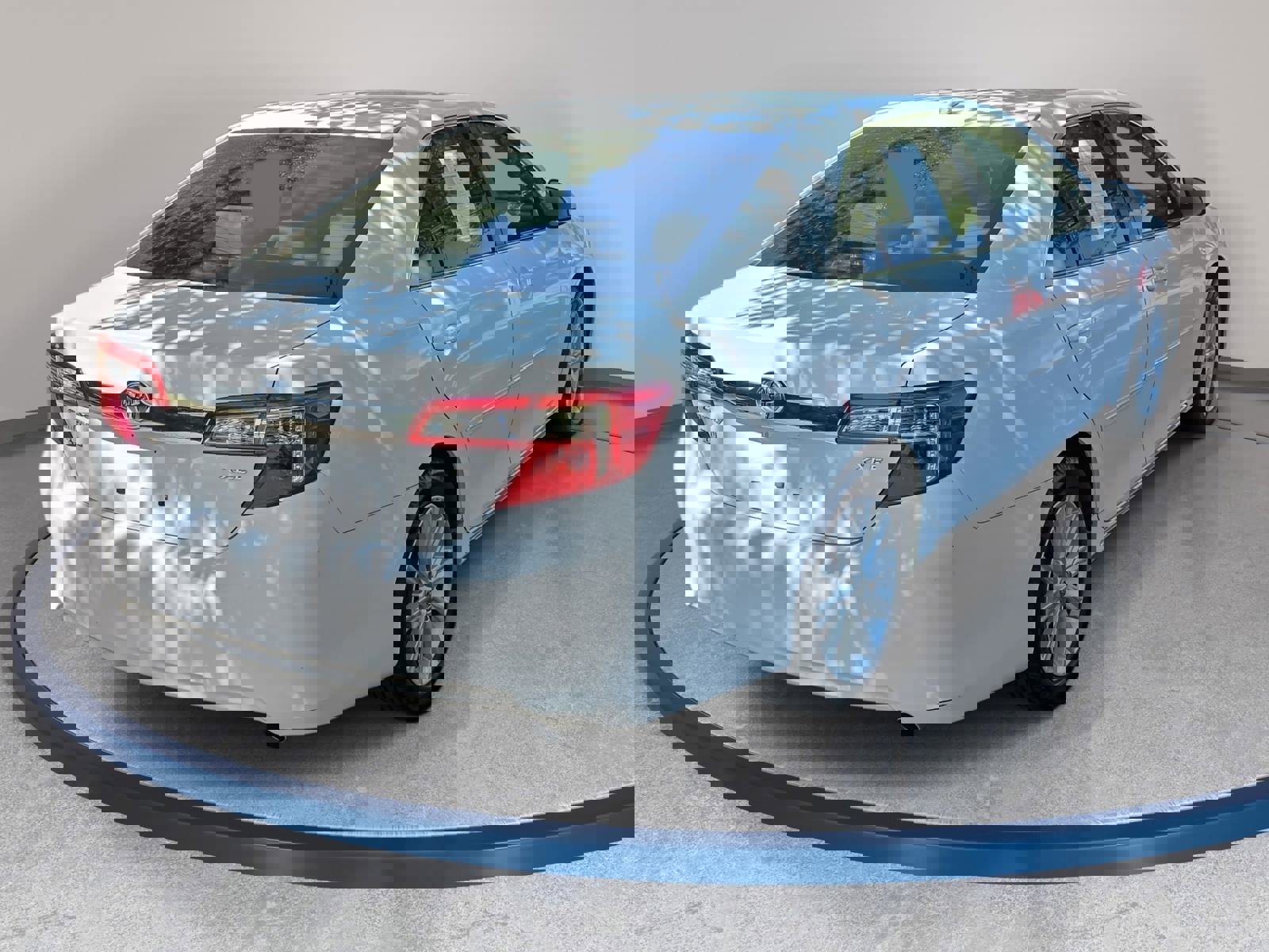 Used 2013 Toyota Camry XLE w/ Leather Pkg image 5