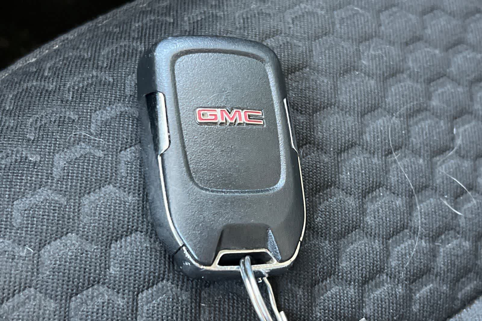 Used 2018 GMC Acadia SLE FWD image 28