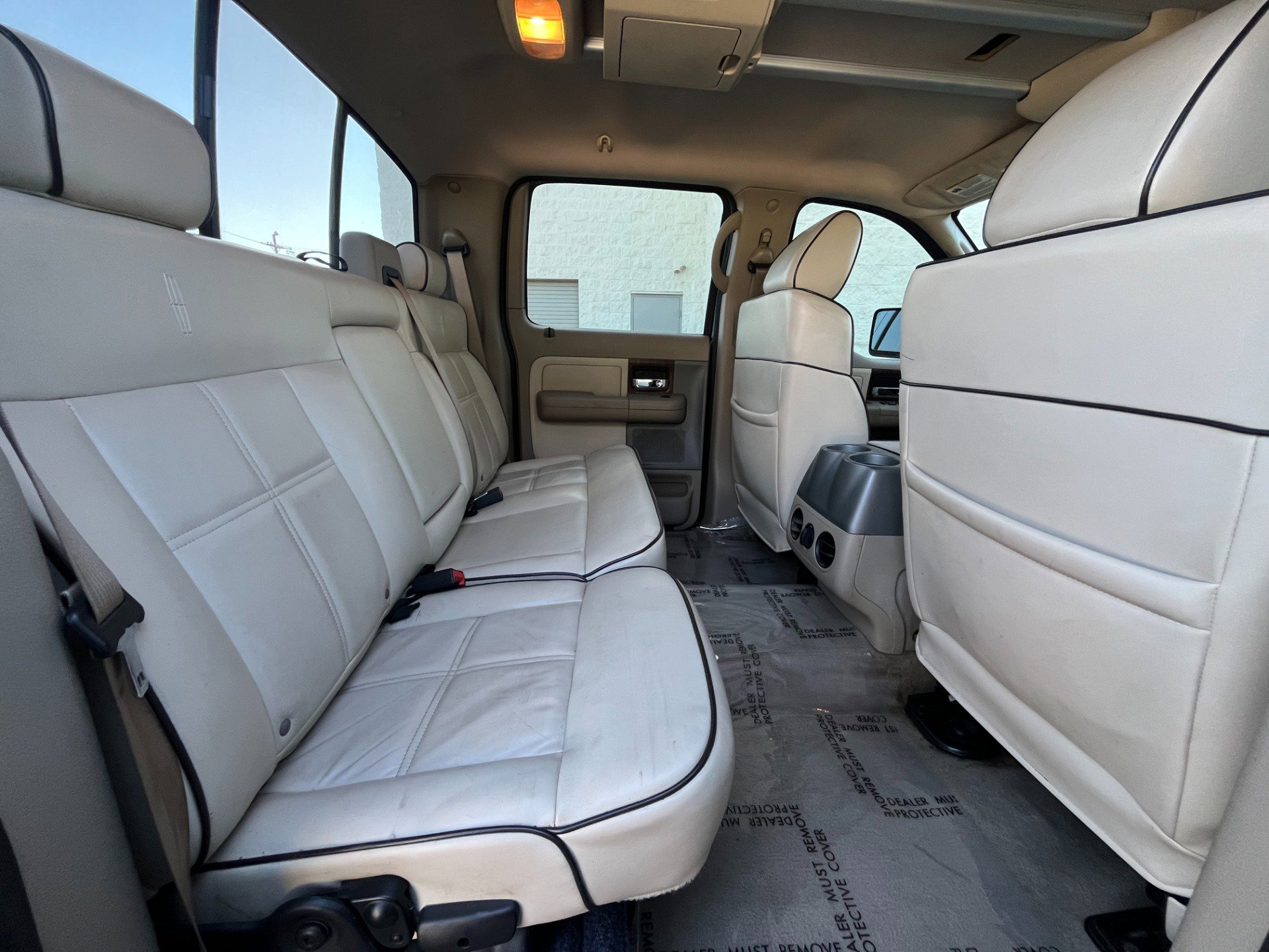 Used 2006 Lincoln Mark LT 4x4 image 30