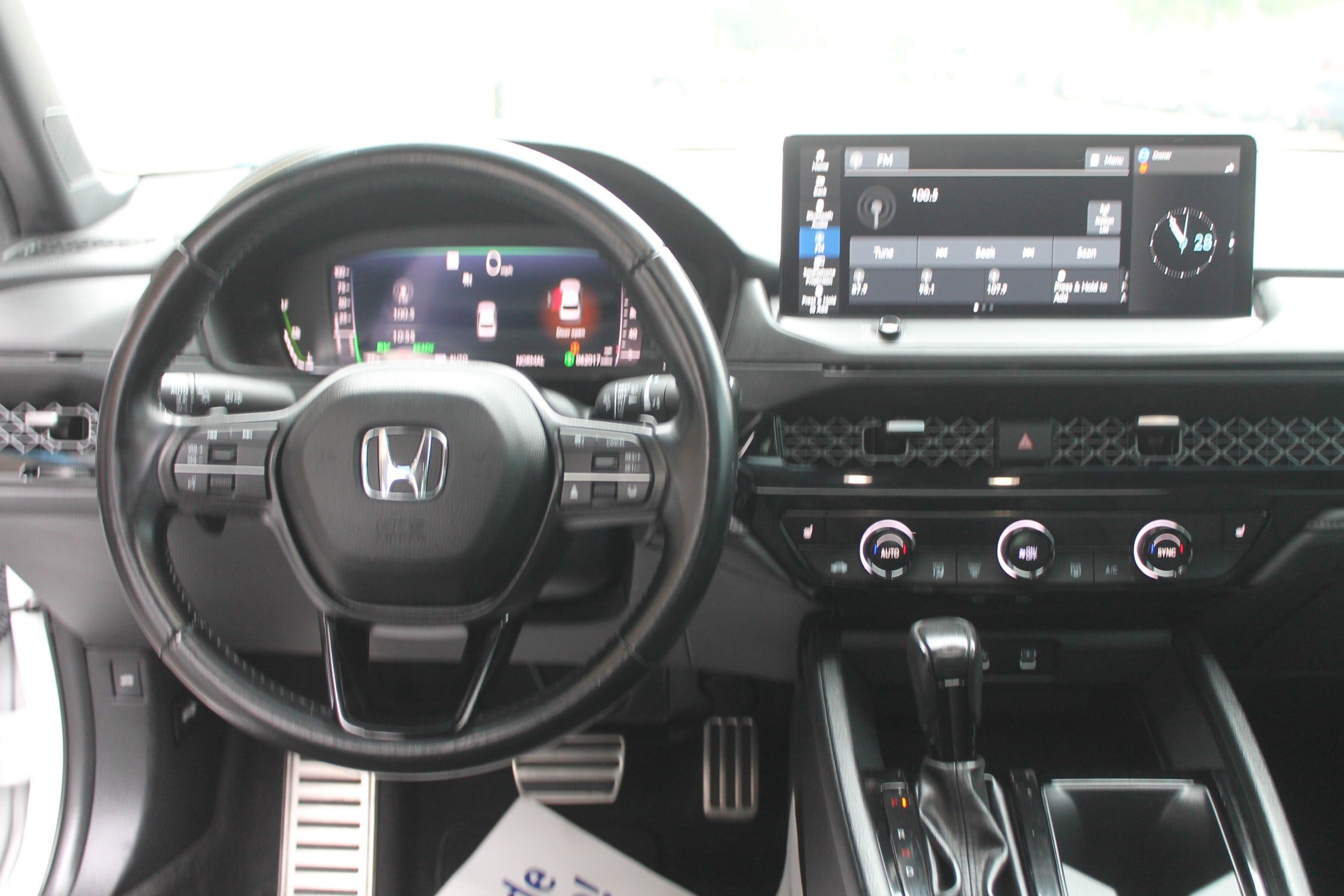 Used 2023 Honda Accord Sport image 18
