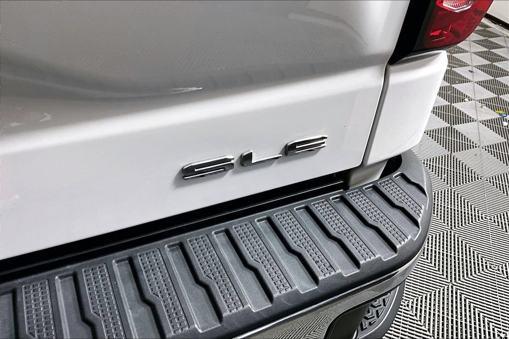 Used 2024 GMC Sierra 1500 SLE AWD/4WD image 24
