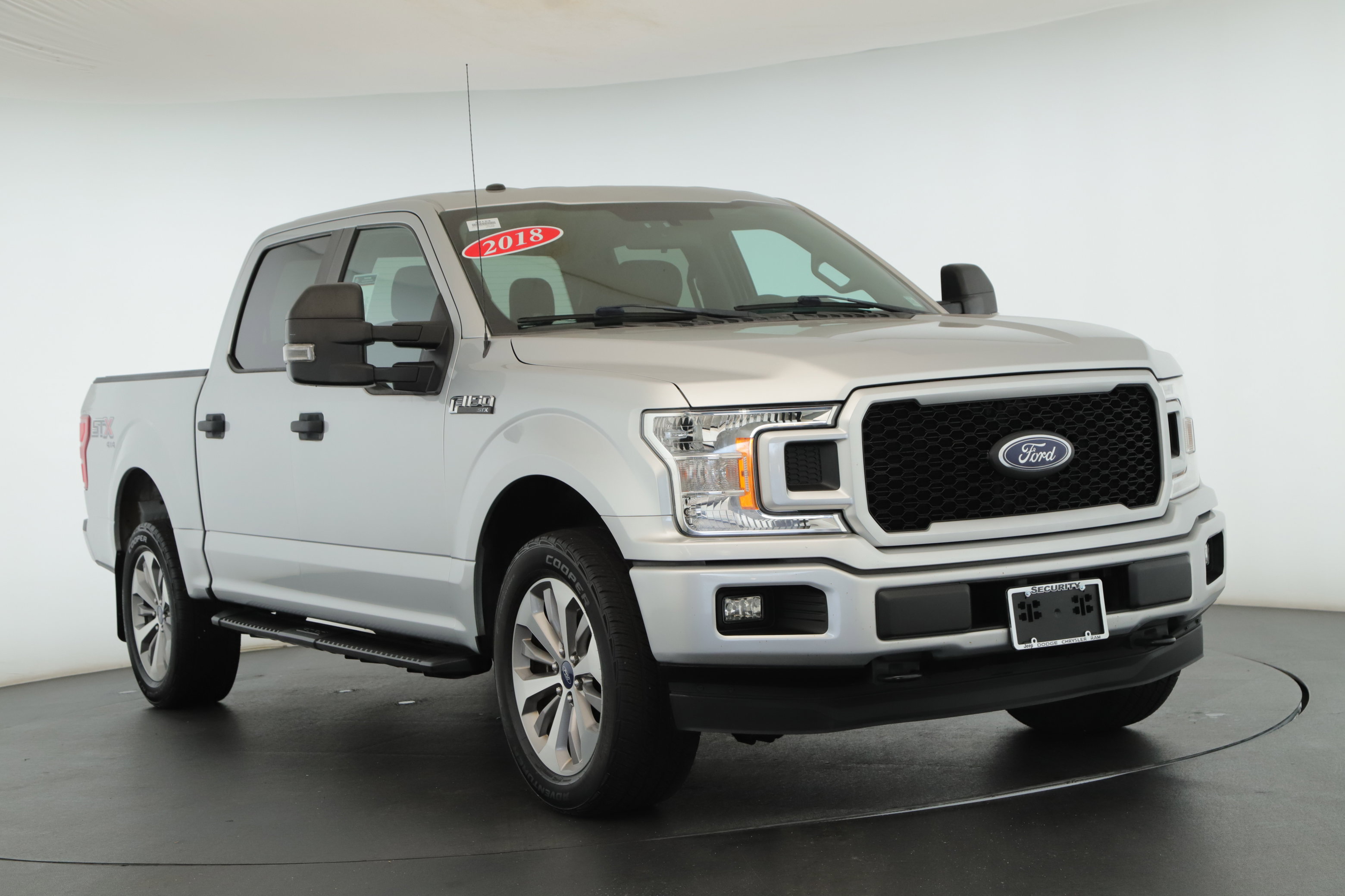 Used 2018 Ford F150 XL w/ Equipment Group 101A Mid image 1