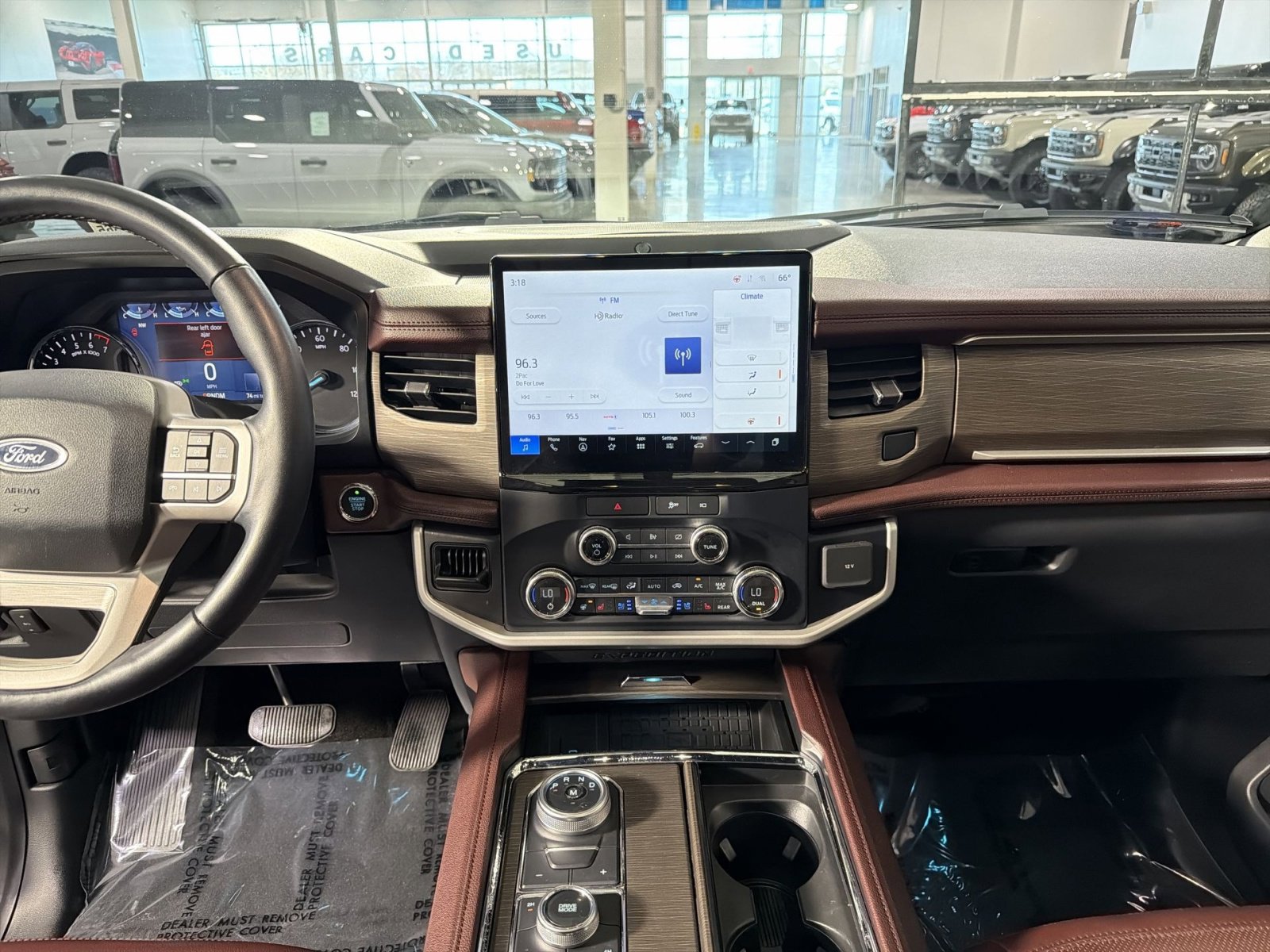 Used 2022 Ford Expedition Max Limited image 23