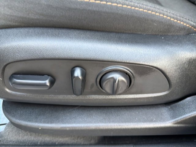 Used 2019 Chevrolet Equinox LT w/ Sun & Navigation Package image 15