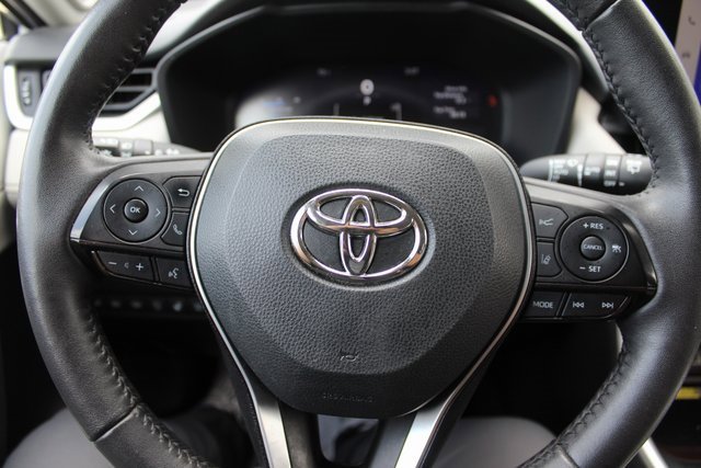 Used 2023 Toyota RAV4 Limited image 21