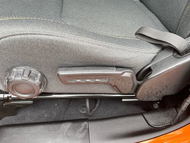 Used 2025 Jeep Gladiator Willys image 40