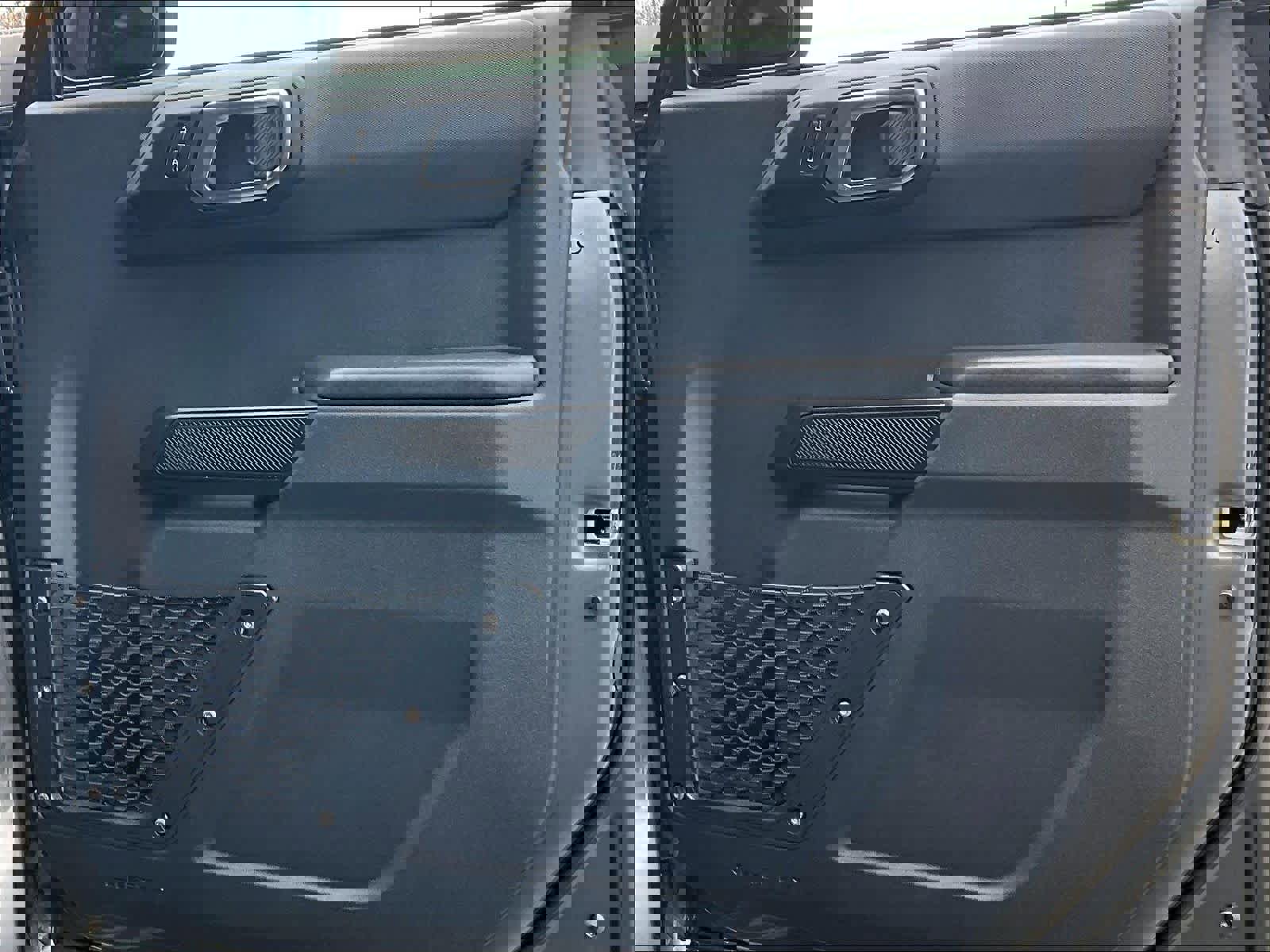 Used 2025 Ford Bronco Big Bend image 12