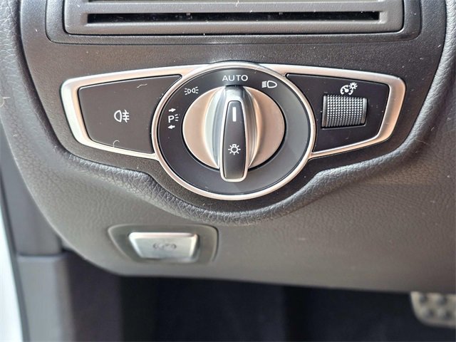 Certified 2022 Mercedes-Benz GLC 43 AMG 4MATIC image 19