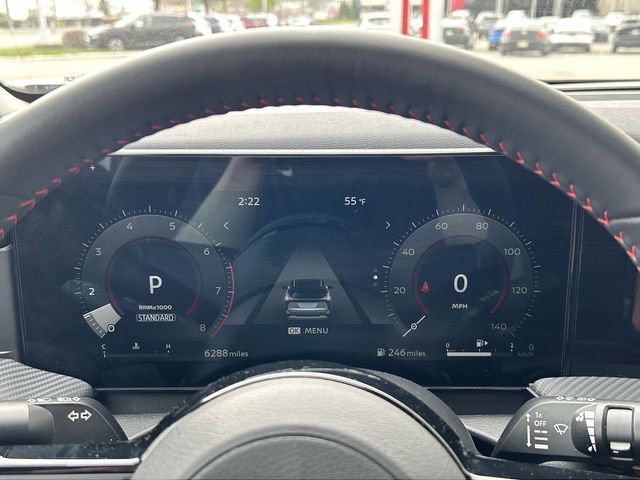 Certified 2025 Nissan Kicks SR FWD image 19