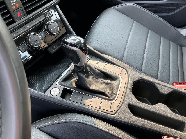 Certified 2022 Volkswagen Jetta SE FWD image 16