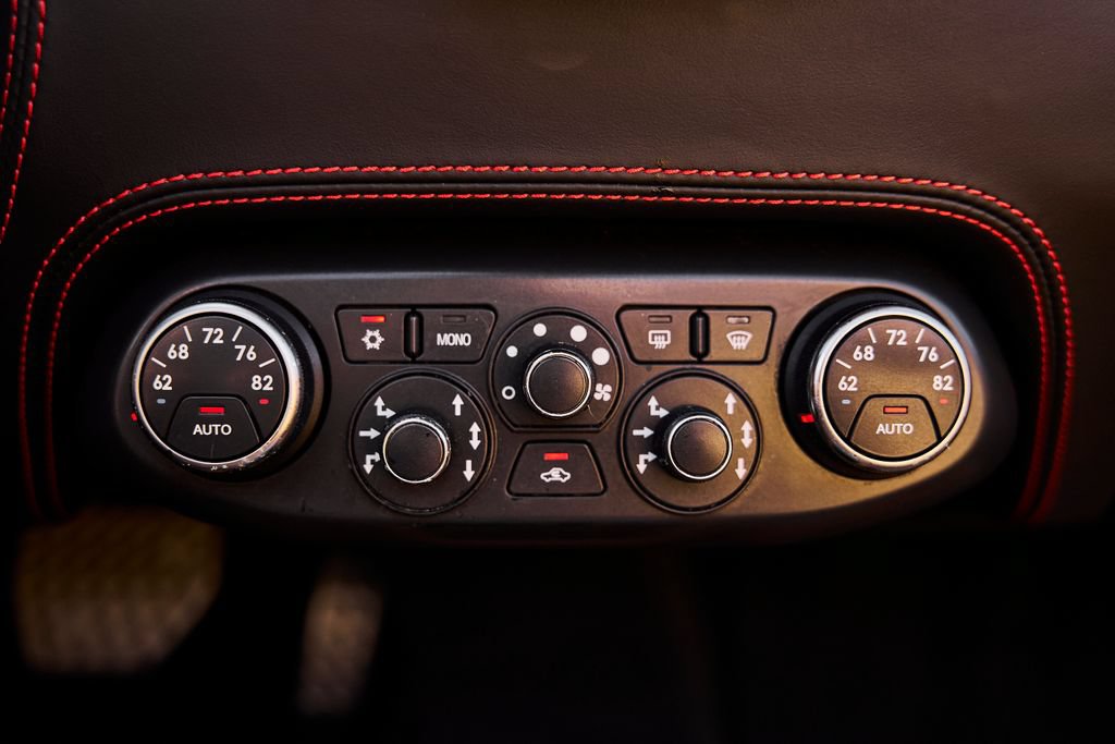 Used 2012 Ferrari 458 Spider RWD image 66