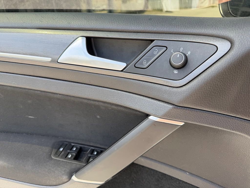 Used 2020 Volkswagen GTI S image 28