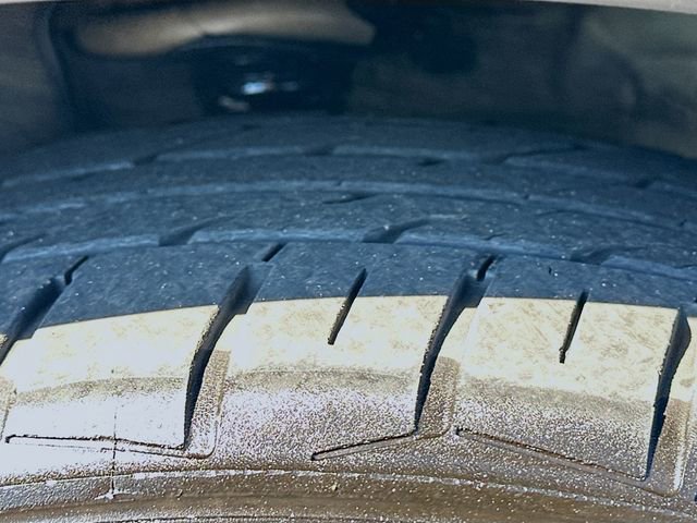 Used 2023 Nissan Kicks SR w/ SR Premium Package image 31