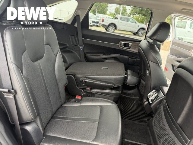 Used 2022 Kia Sorento EX w/ Panoramic Sunroof Package FWD image 40