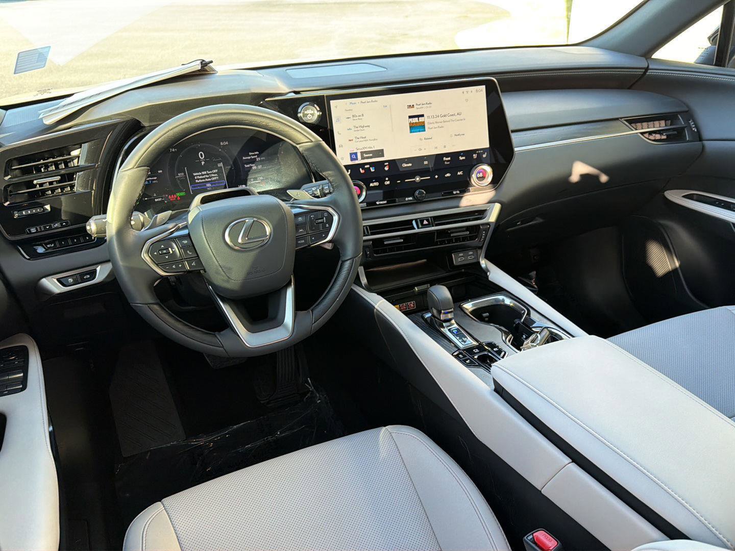 Certified 2026 Lexus RX 350h w/ Convenience Package AWD/4WD image 19