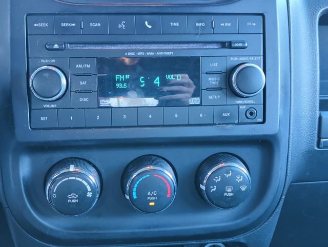 Used 2015 Jeep Patriot Sport w/ Power Value Group AWD/4WD image 18