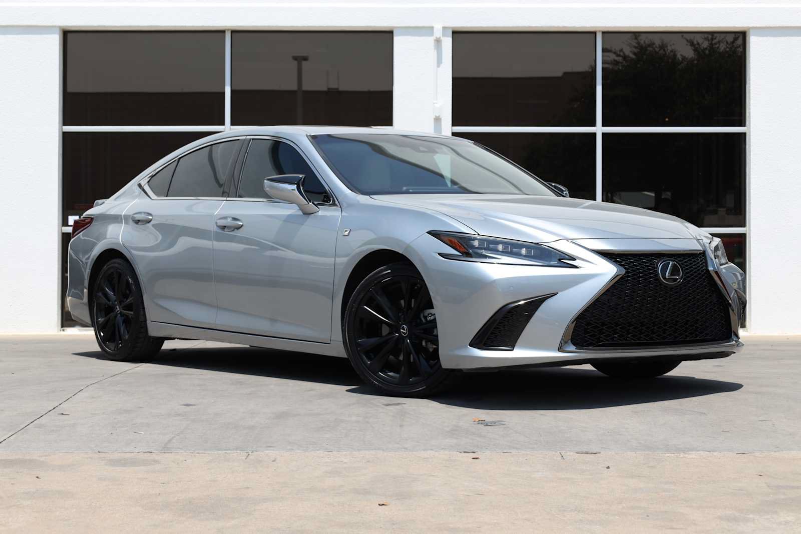 Used 2022 Lexus ES 300h F Sport w/ Accessory Package 2 FWD image 7