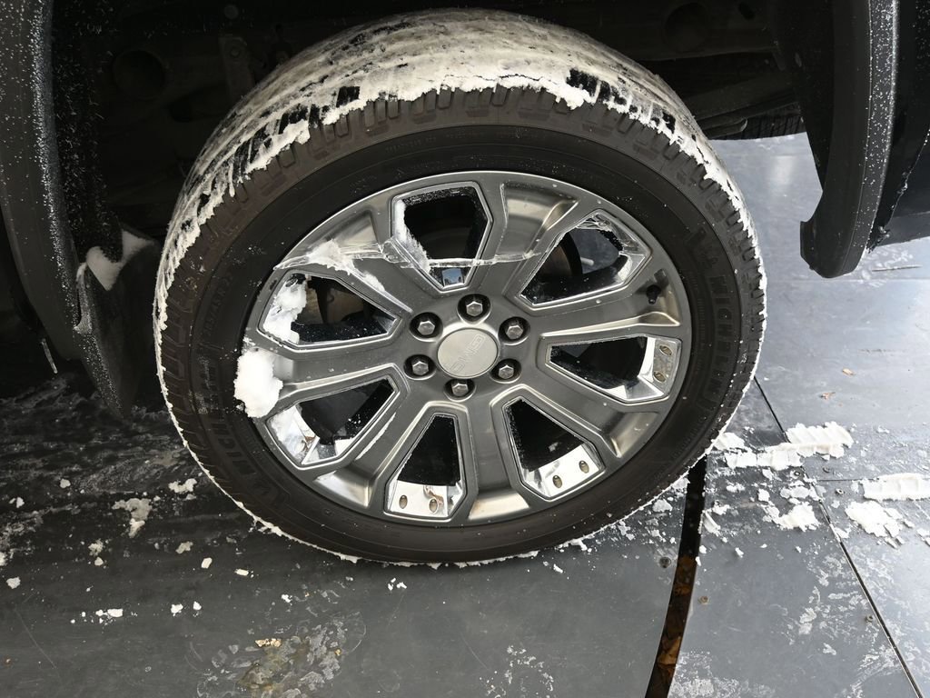 Used 2015 GMC Sierra 1500 Denali w/ Driver Alert Package image 14