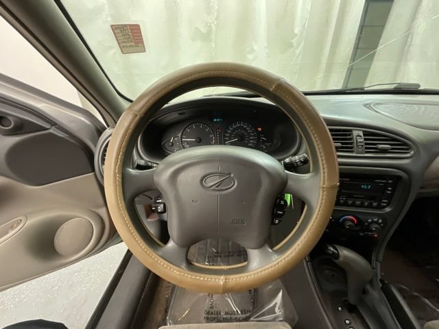 Used 1999 Oldsmobile Alero GL w/ Ashtray & Lighter Pkg FWD image 11