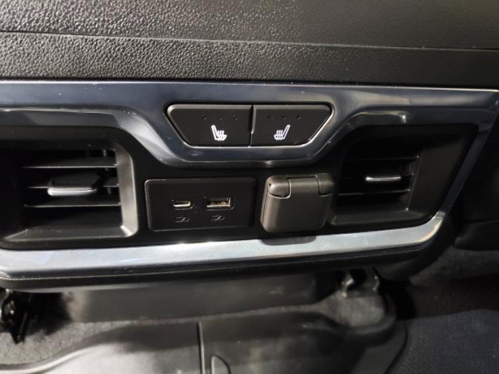 Used 2022 GMC Sierra 2500 AT4 w/ AT4 Premium Plus Package image 13