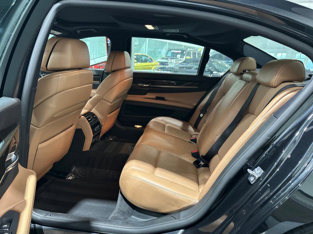 Used 2012 BMW 750Li RWD image 24