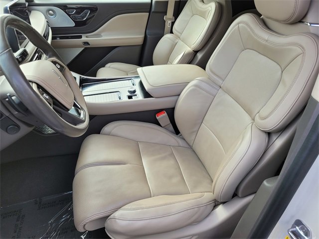 Certified 2022 Lincoln Aviator Reserve image 16