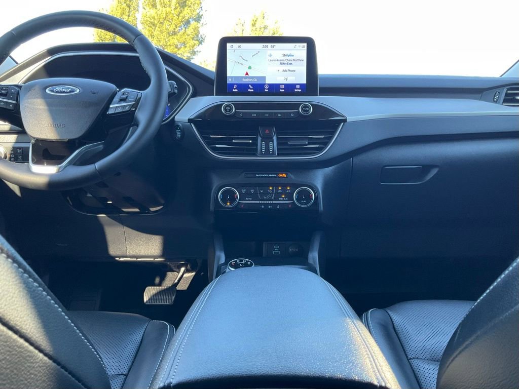 Certified 2022 Ford Escape SEL w/ Technology Package image 33