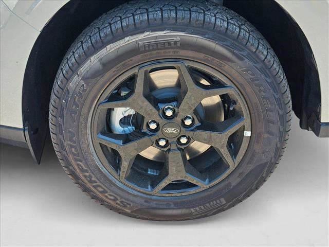 New 2025 Ford Maverick XLT w/ XLT Luxury Package image 10